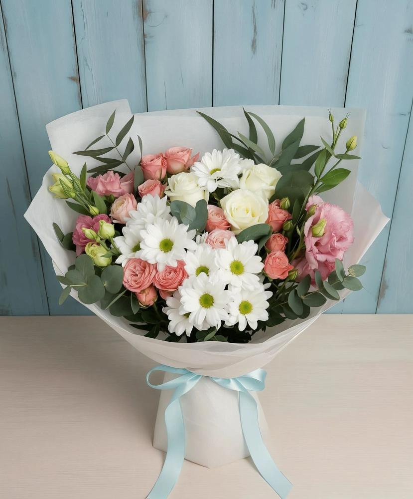 Букет цветов из: Розы, Лизиантусы и Хризантемы в Лоза