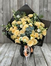 Букет цветов из:  Розы и Лизиантусы #REPLACE_PRED# Лоза