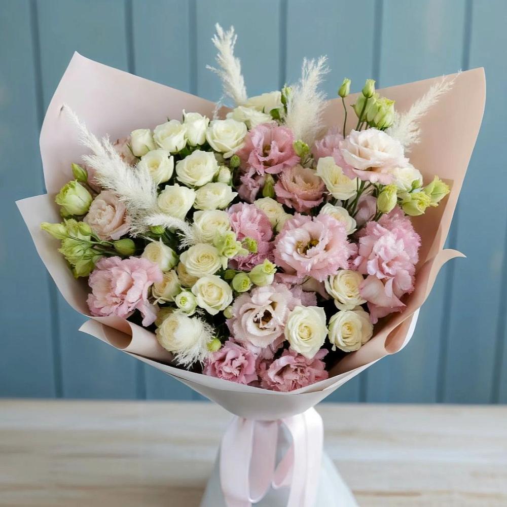 Букет цветов из: Альстромерии и Розы в Лоза