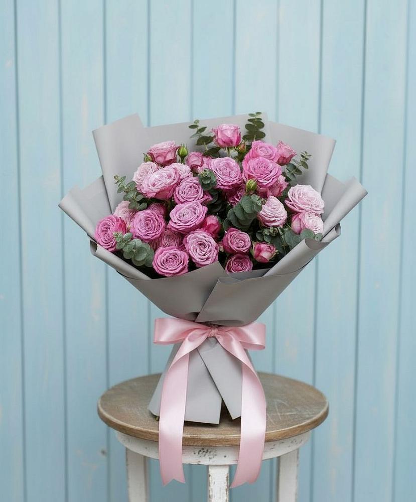 Букет цветов из: Розы в Лоза