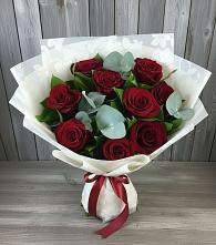 Букет цветов из:  Розы в Лоза