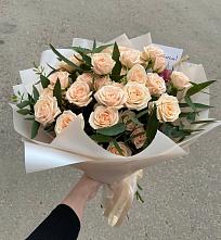 Букет Кремовые розы Латте в Лоза