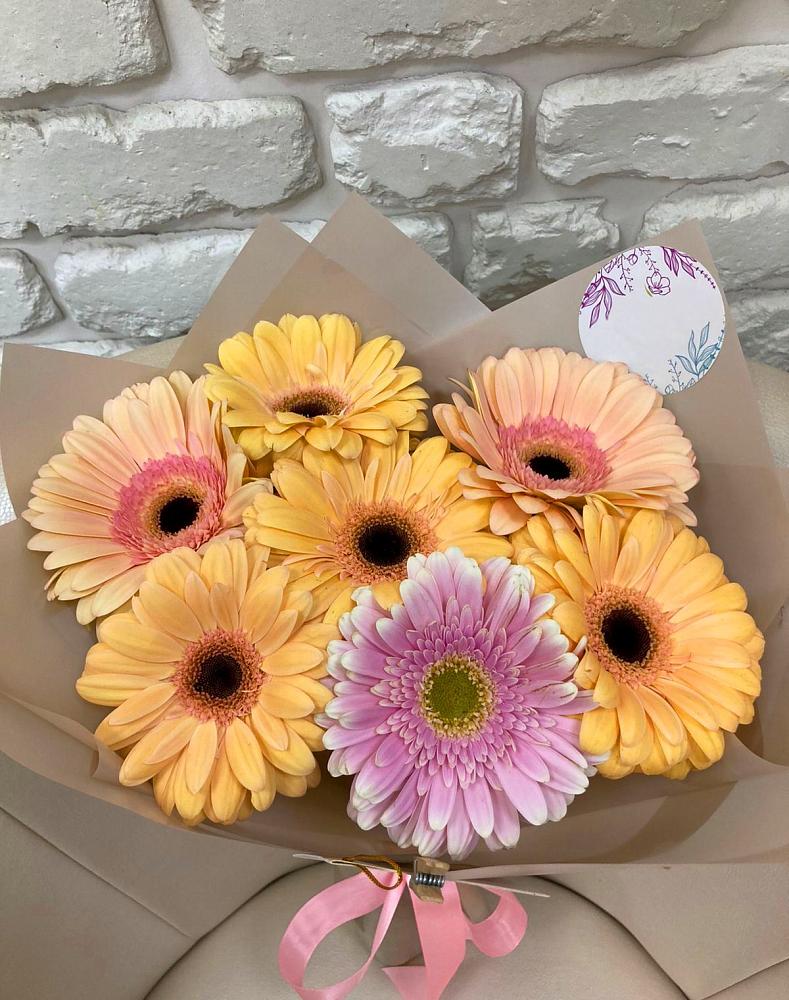 Букет цветов из: Герберы в Лоза