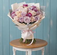 Букет цветов из:  Розы в Лоза