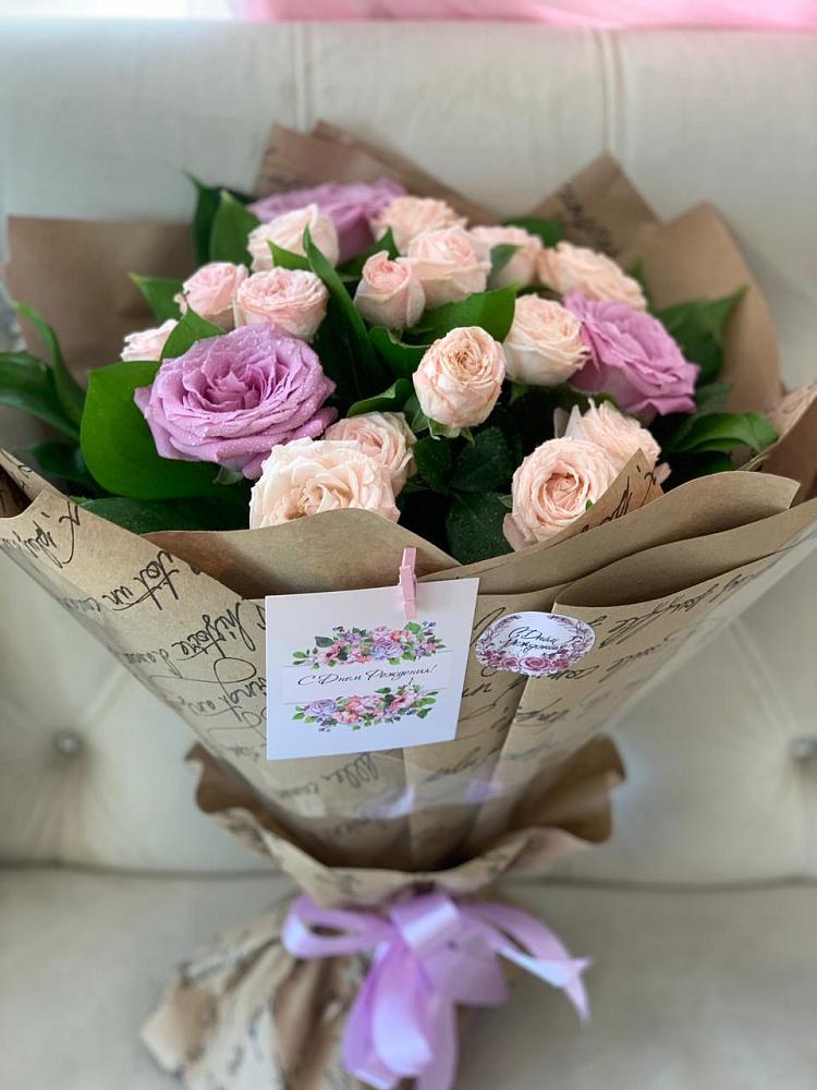 Букет цветов из: Розы в Лоза