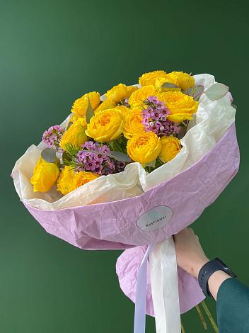 Букет Кустовые желтые розы в Лоза