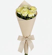 Букет цветов из:  Розы в Лоза