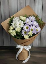 Букет цветов из:  Хризантемы и Розы в Лоза