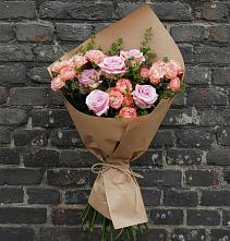 Букет цветов из:  Розы в Лоза