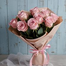 Букет цветов из:  Розы в Лоза
