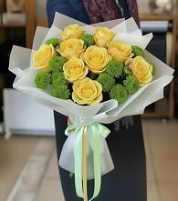 Букет цветов из:  Хризантемы и Розы в Лоза