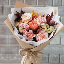 Букет цветов из:  Гвоздики, Хризантемы и Розы в Лоза