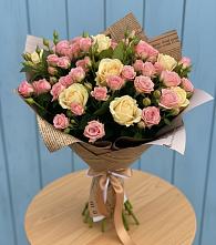 Букет цветов из:  Розы в Лоза