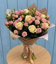 Букет цветов из:  Розы в Лоза