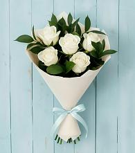 Букет цветов из:  Розы в Лоза