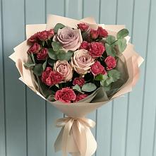 Букет цветов из:  Гвоздики и Розы в Лоза